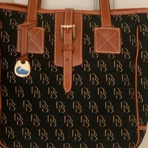 Dooney and Bourke bucket bag